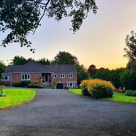 Idyllic 2 Bedroom Self-Contained Upsidedown Annexe Llandrindod Wells Εξωτερικό φωτογραφία