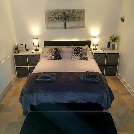 Idyllic 2 Bedroom Self-Contained Upsidedown Annexe Llandrindod Wells Εξωτερικό φωτογραφία