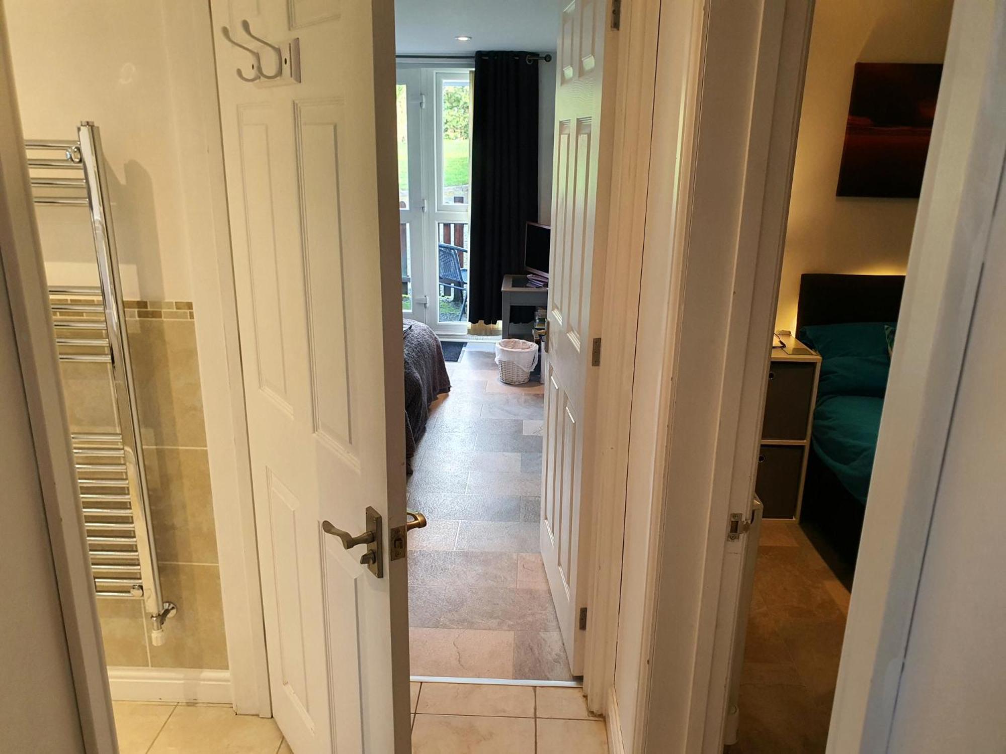 Idyllic 2 Bedroom Self-Contained Upsidedown Annexe Llandrindod Wells Εξωτερικό φωτογραφία