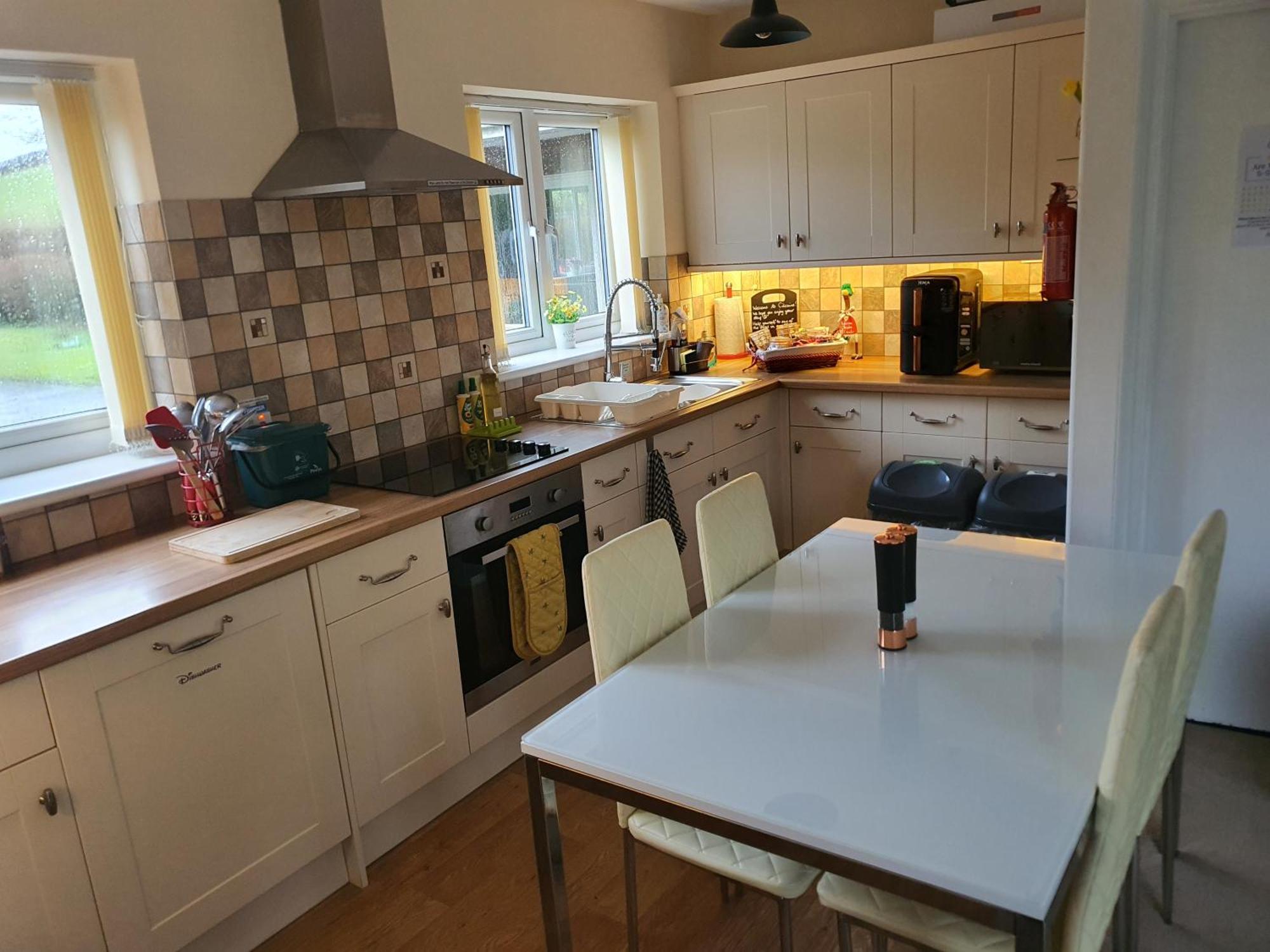 Idyllic 2 Bedroom Self-Contained Upsidedown Annexe Llandrindod Wells Εξωτερικό φωτογραφία